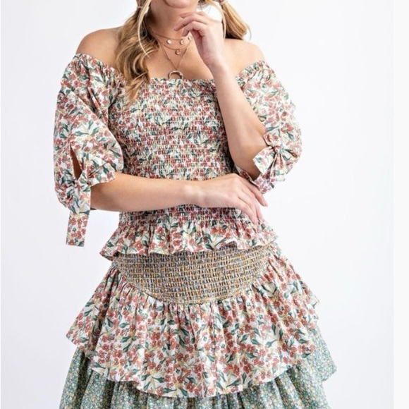 EASEL Floral Off-Shoulder Smocked Top and Skirt Set Boho - NWT - Picture 3 of 4
